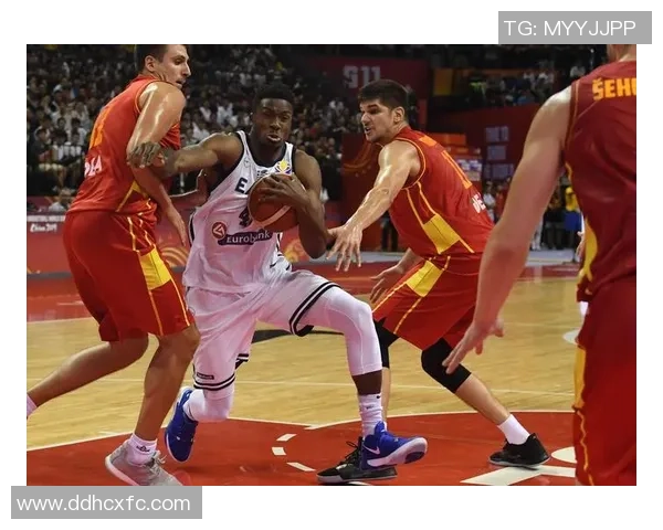 2019年希腊篮球队与黑山篮球队精彩对决回顾与分析