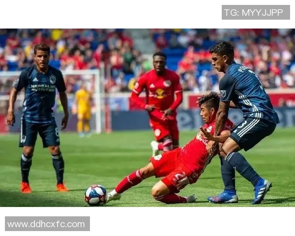 休斯顿迪纳摩主场迎战堪萨斯城全力争胜的精彩对决