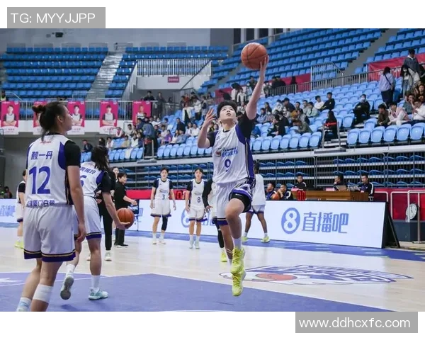 内蒙古女篮迎战福建队力争主场胜利展现实力与风采 内蒙古女篮迎战福建队力争主场胜利展现实力与风采