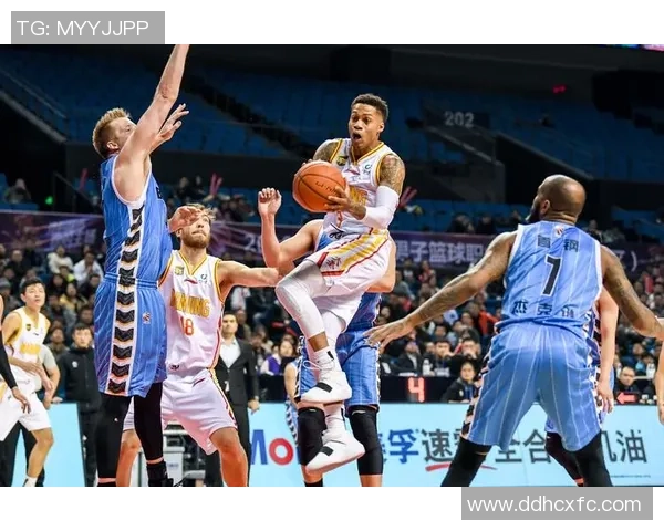 南京同曦大圣迎战天津队期待精彩对决展现篮球魅力与团队精神 南京同曦大圣迎战天津队期待精彩对决展现篮球魅力与团队精神