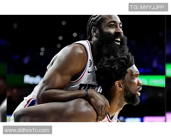 哈登带领篮网对决雄鹿精彩集锦回顾与分析