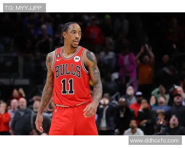 德马尔德罗赞的篮球之路与心灵成长:从球场到生活的启示 德马尔德罗赞的篮球之路与心灵成长:从球场到生活的启示