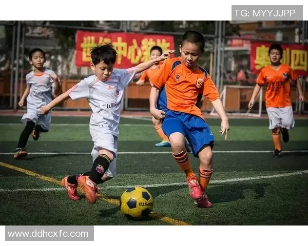 西雅图超越科罗拉多的精彩对决展现足球魅力与团队精神